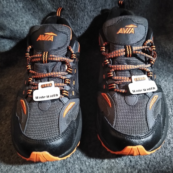 avia black sneakers